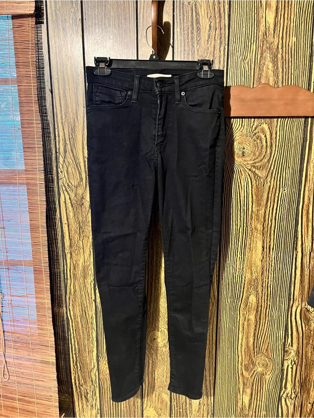 Levi's Black Skinny Jeans - High Rise